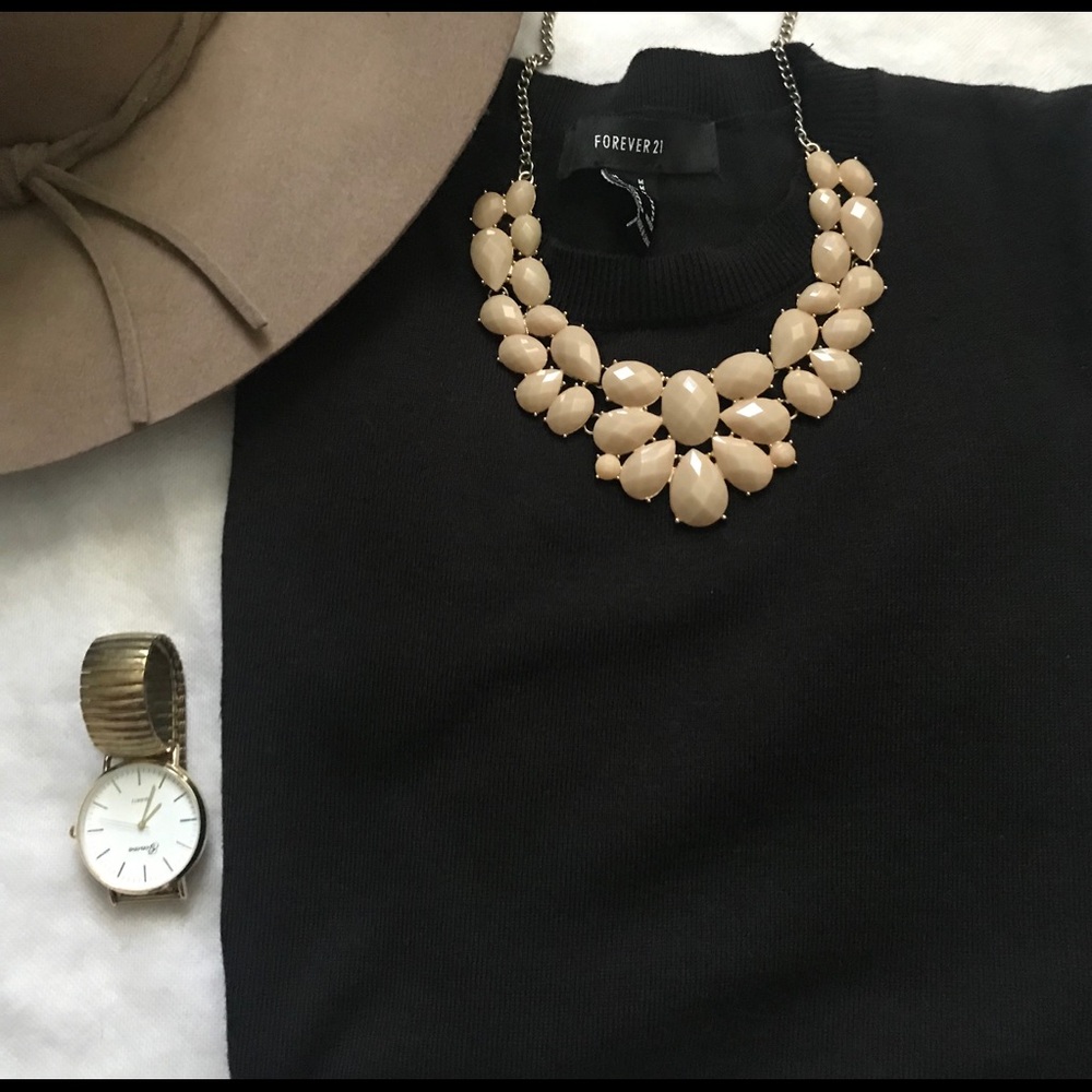🎓GORGEOUS BLK SWEATER 🎓